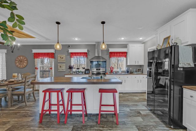 15000 Dodson Branch Hwy, Cookeville, TN 38501