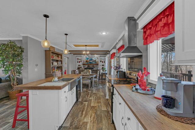 15000 Dodson Branch Hwy, Cookeville, TN 38501