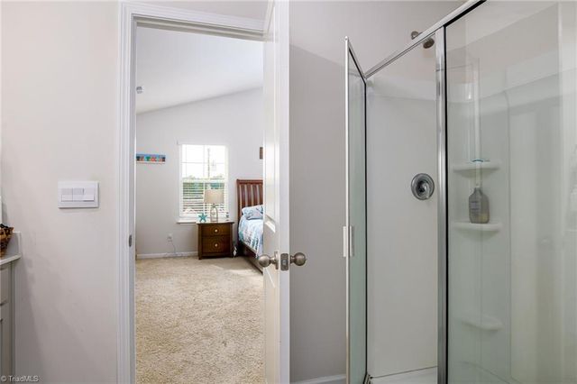1242 Hickory Point Drive, Lexington, NC 27292