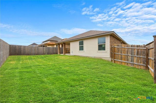 8815 Sky Crest Drive, Temple, TX 76502