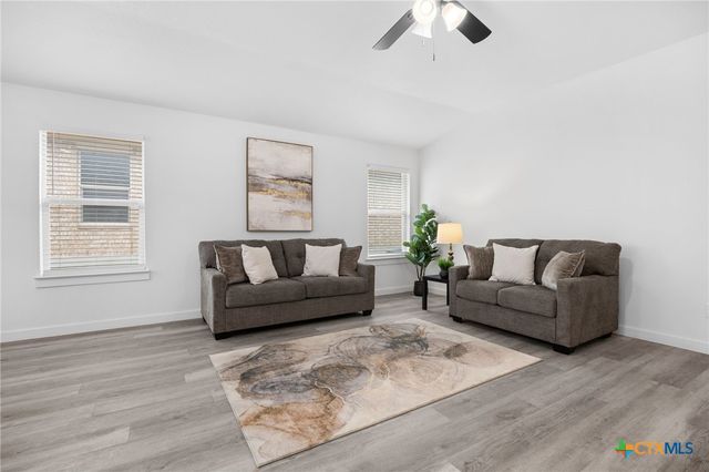 8815 Sky Crest Drive, Temple, TX 76502