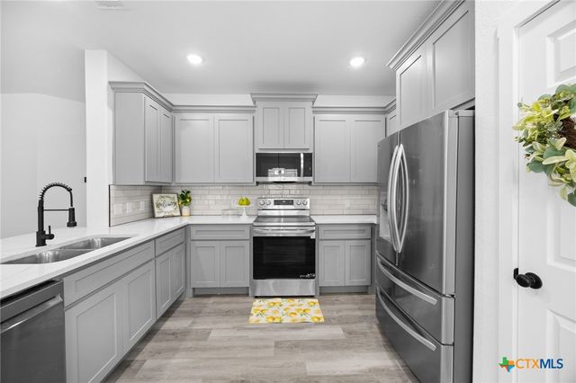 8815 Sky Crest Drive, Temple, TX 76502
