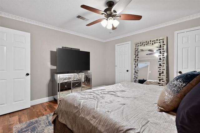 9802 Bayou Woods Drive, Baytown, TX 77521