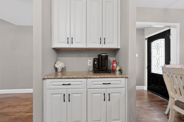 9802 Bayou Woods Drive, Baytown, TX 77521