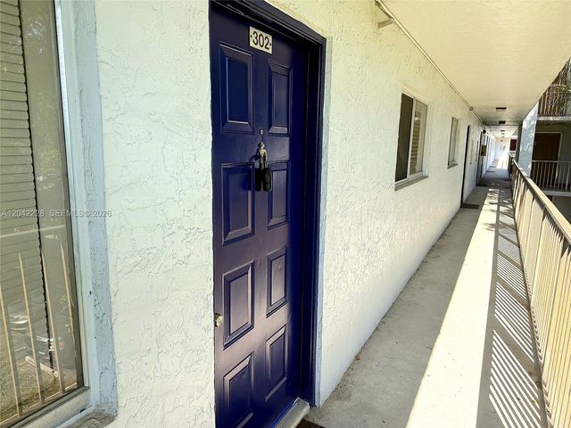 8560 N Sherman Cir 302, Miramar, FL 33025