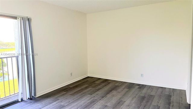 8560 N Sherman Cir 302, Miramar, FL 33025