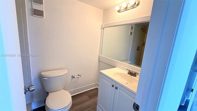 8560 N Sherman Cir 302, Miramar, FL 33025
