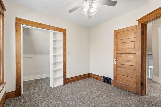 122 20th Street NE, Cedar Rapids, IA 52402