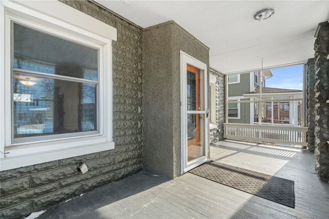 122 20th Street NE, Cedar Rapids, IA 52402