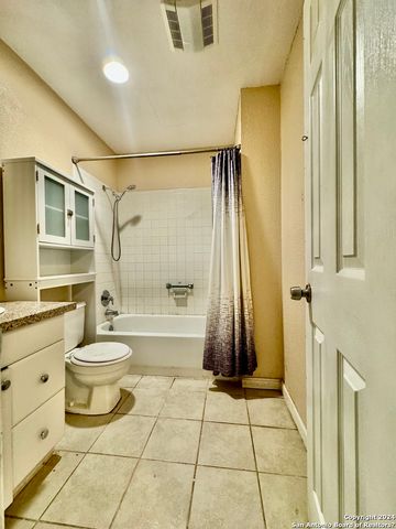 9115 Valley Bend, San Antonio, TX 78250