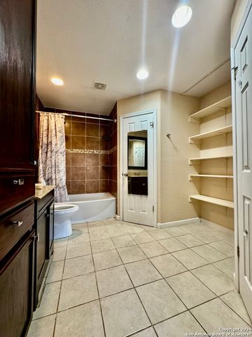 9115 Valley Bend, San Antonio, TX 78250
