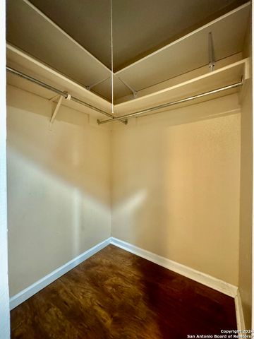 9115 Valley Bend, San Antonio, TX 78250