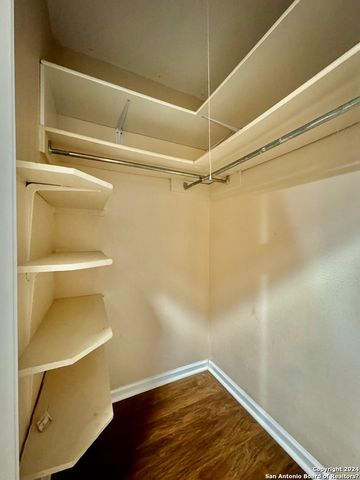 9115 Valley Bend, San Antonio, TX 78250
