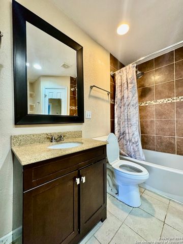 9115 Valley Bend, San Antonio, TX 78250