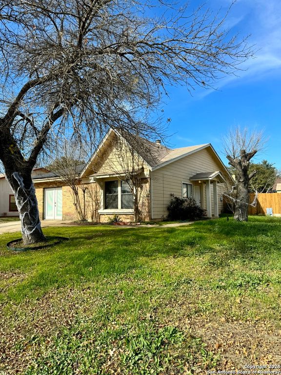 9115 Valley Bend, San Antonio, TX 78250