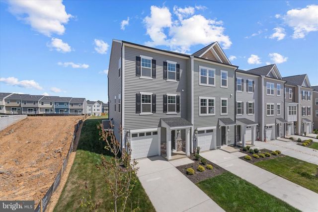 501 FONTANA CIR, Martinsburg, WV 25403
