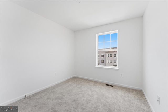 501 FONTANA CIR, Martinsburg, WV 25403