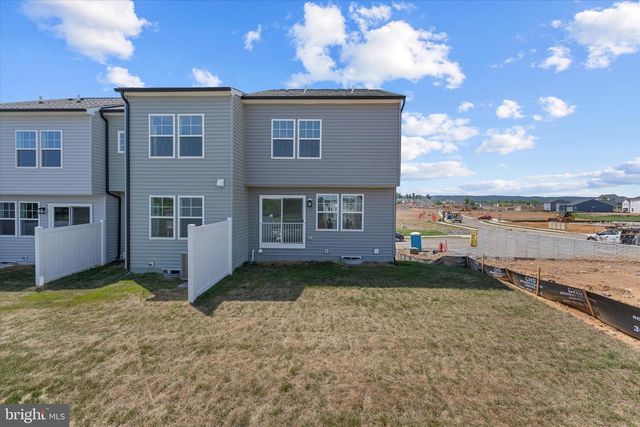 501 FONTANA CIR, Martinsburg, WV 25403