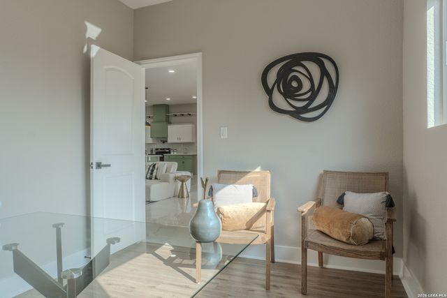 185 E Medium Meadow, Lytle, TX 78052