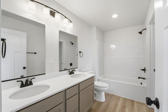 3011 Bracken Place, Norwalk, IA 50211