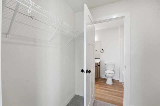 3011 Bracken Place, Norwalk, IA 50211