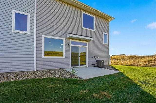 3011 Bracken Place, Norwalk, IA 50211