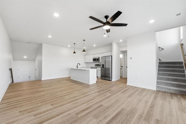 3011 Bracken Place, Norwalk, IA 50211