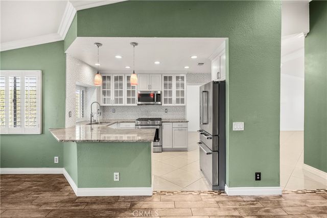 1598 Oakdale Court, Upland, CA 91786