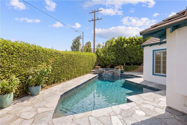 1598 Oakdale Court, Upland, CA 91786
