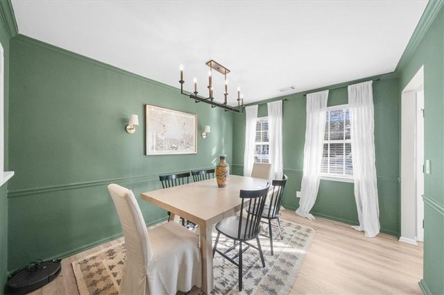 240 Park Bridge Lane, Roswell, GA 30075