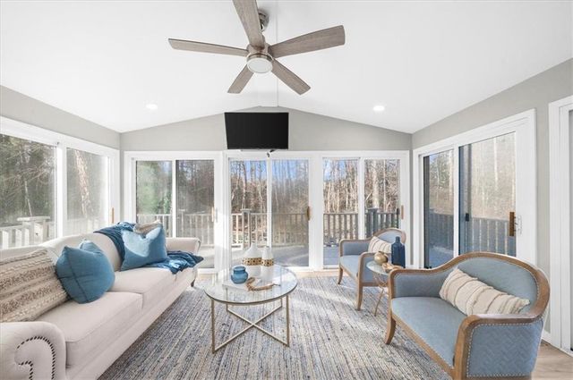 240 Park Bridge Lane, Roswell, GA 30075