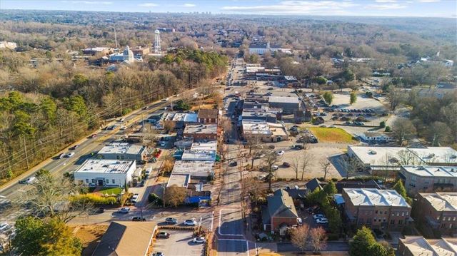 240 Park Bridge Lane, Roswell, GA 30075