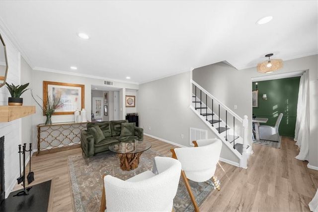 240 Park Bridge Lane, Roswell, GA 30075