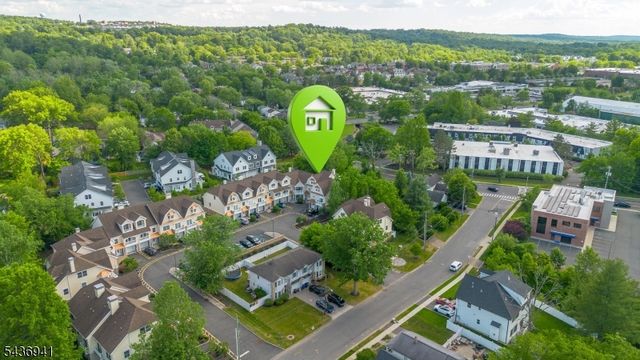 19 Riverbend Ct, New Providence Boro, NJ 07974