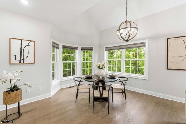 19 Riverbend Ct, New Providence Boro, NJ 07974