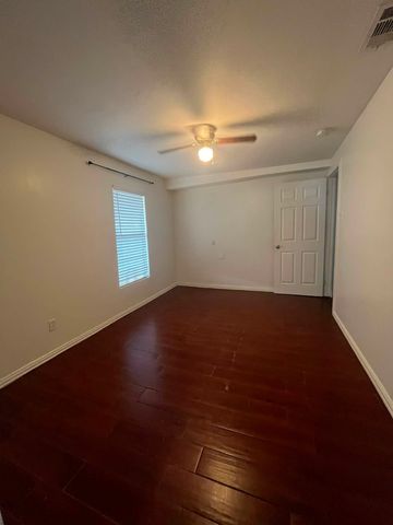2965 Clovis Avenue, Dallas, TX 75233