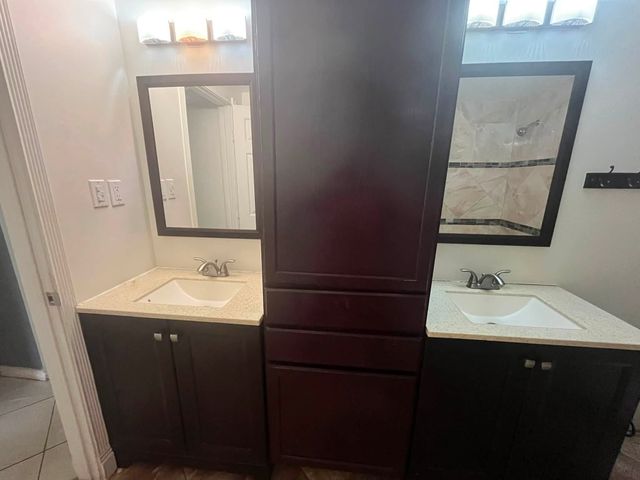 2965 Clovis Avenue, Dallas, TX 75233
