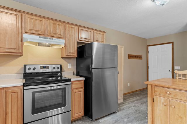 3853 W Lombard Street, Springfield, MO 65802