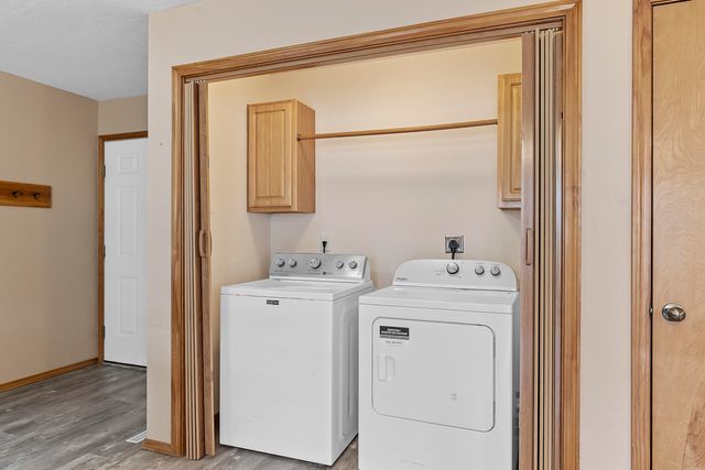 3853 W Lombard Street, Springfield, MO 65802