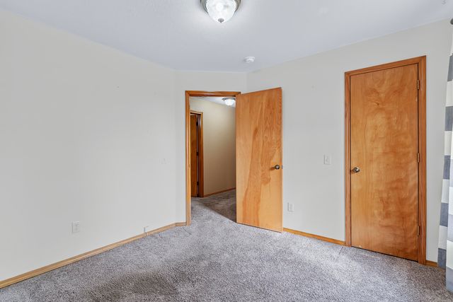 3853 W Lombard Street, Springfield, MO 65802