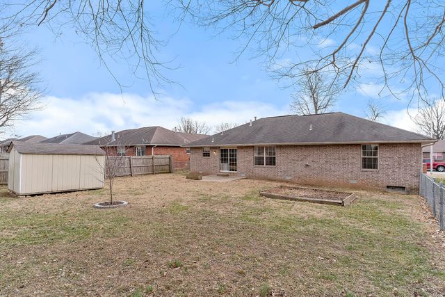 3853 W Lombard Street, Springfield, MO 65802