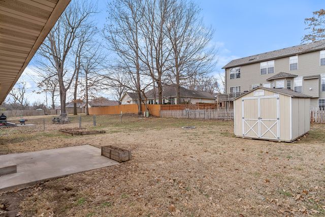 3853 W Lombard Street, Springfield, MO 65802