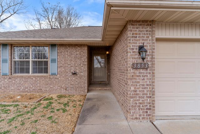 3853 W Lombard Street, Springfield, MO 65802