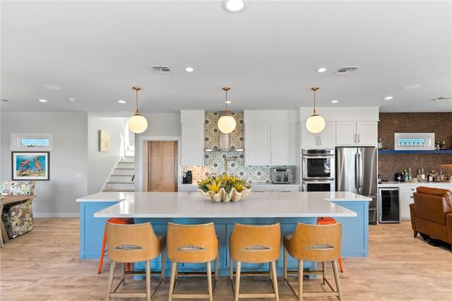 124 Channelview, Rockport, TX 78382