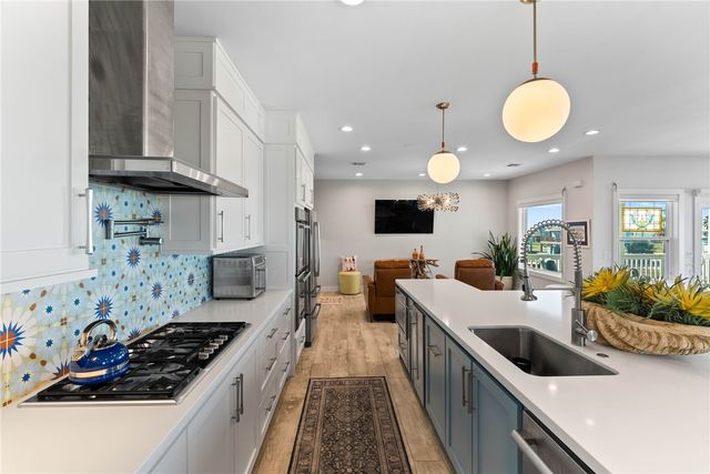 124 Channelview, Rockport, TX 78382