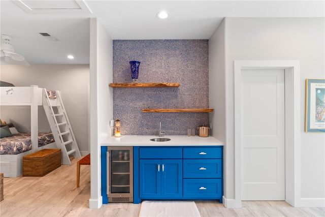 124 Channelview, Rockport, TX 78382