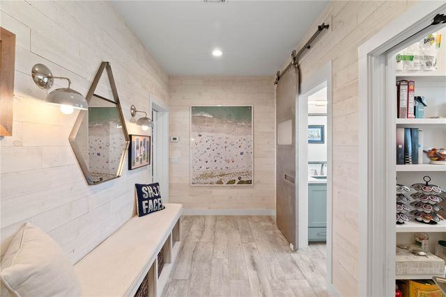 124 Channelview, Rockport, TX 78382