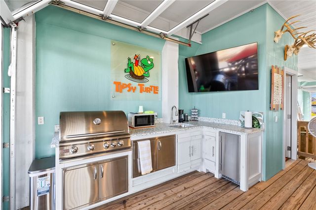 124 Channelview, Rockport, TX 78382