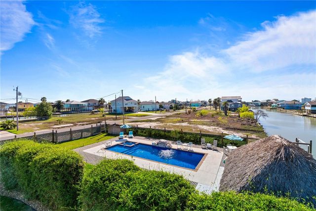 124 Channelview, Rockport, TX 78382