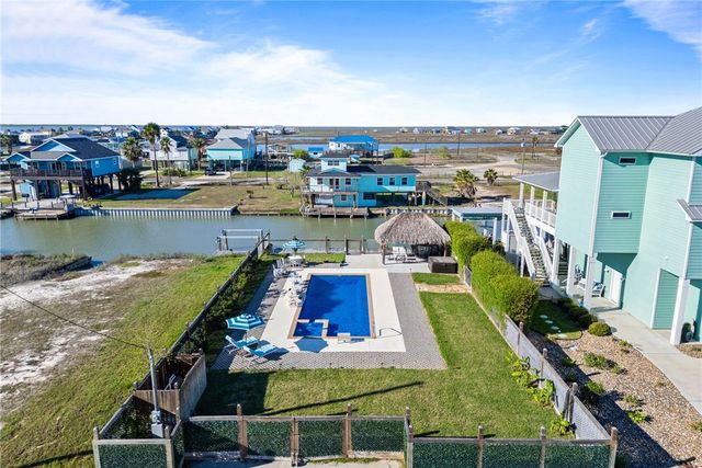 124 Channelview, Rockport, TX 78382